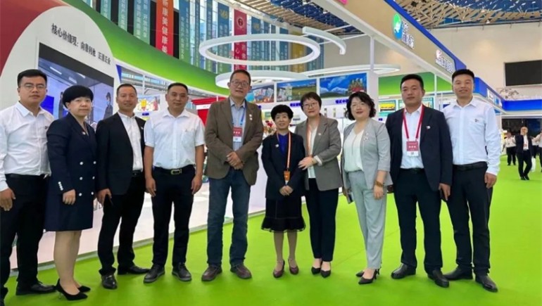 【以“药”会友，共襄盛事】皇家荣耀官网亮相第四届中国（甘肃）中医药产业展览会